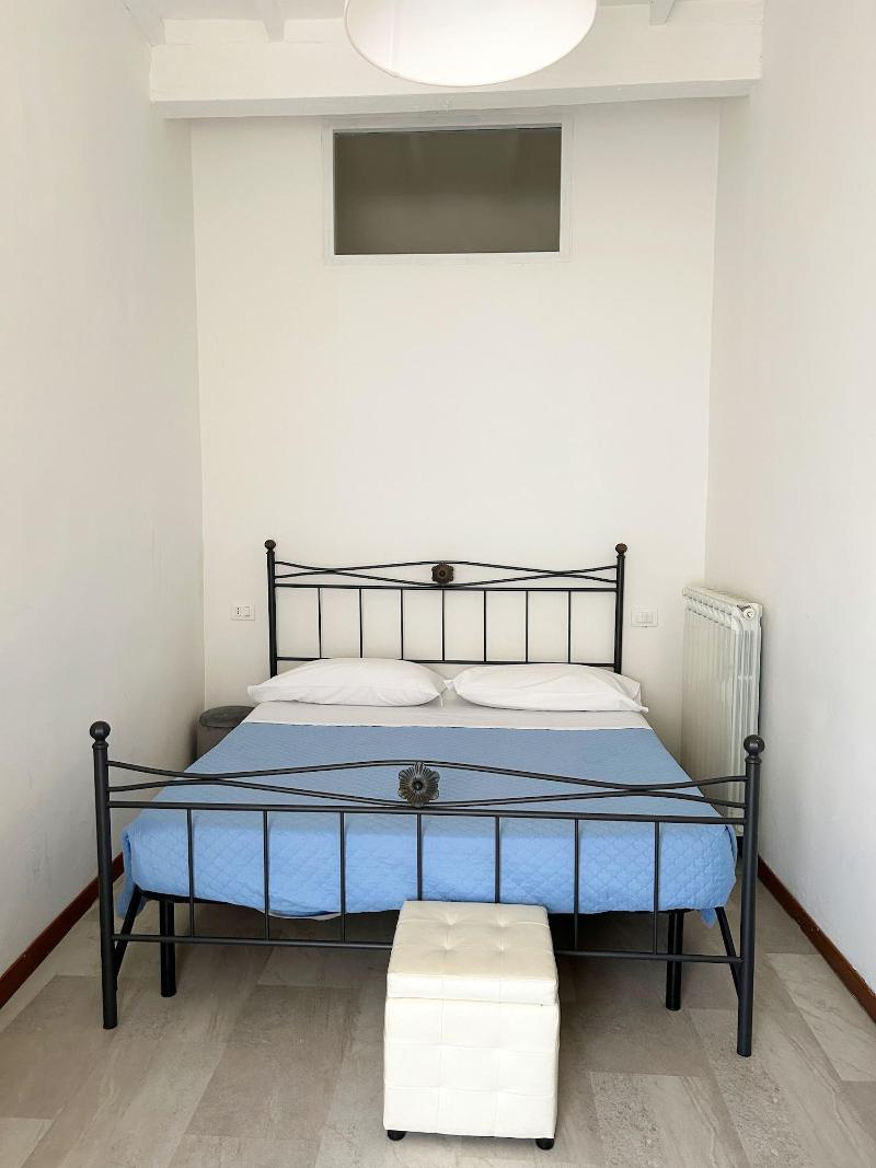 Allegra Toscana image