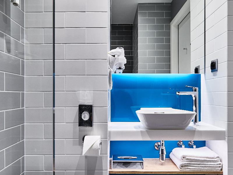 Holiday Inn Express Warsaw - The HUB image