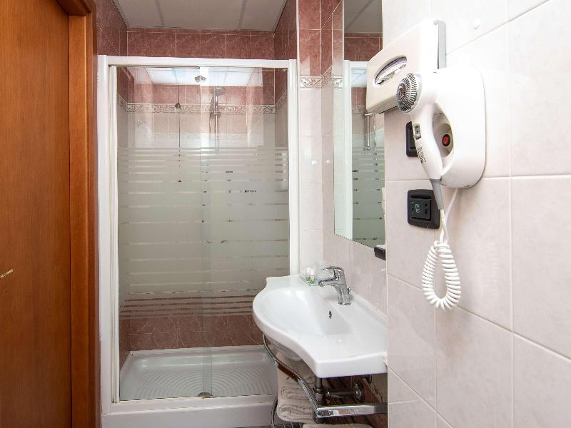 Blu Hotel, Sure Hotel Collection by Best Western image