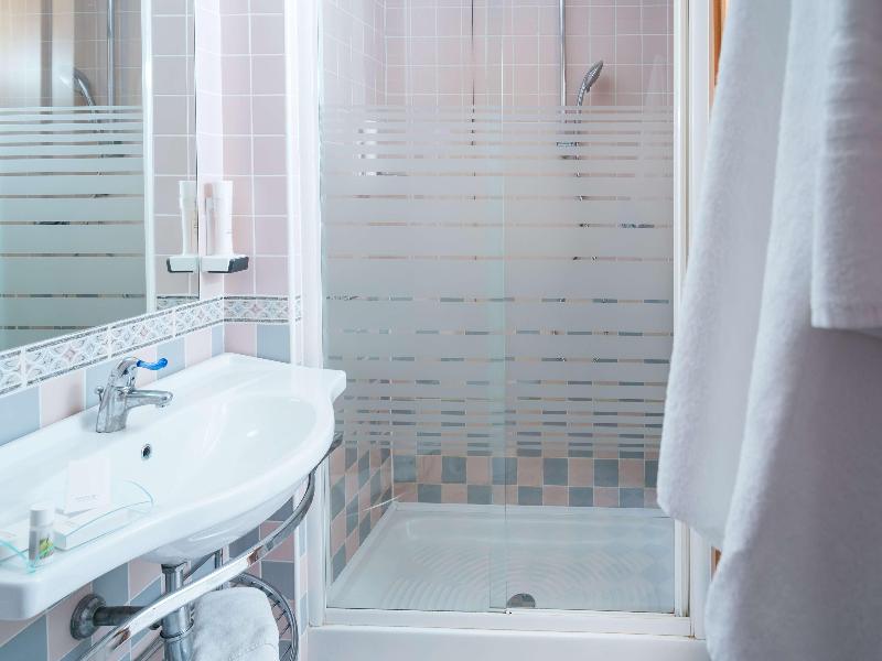 Blu Hotel, Sure Hotel Collection by Best Western image