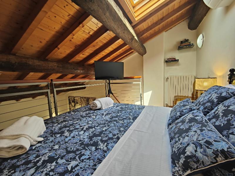 Giardino Giusti House & Court image