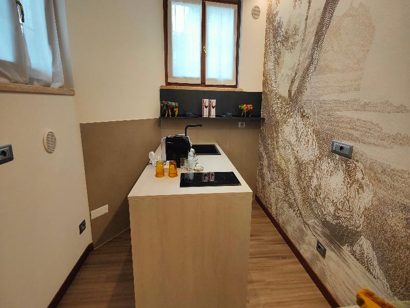 Giardino Giusti House & Court image