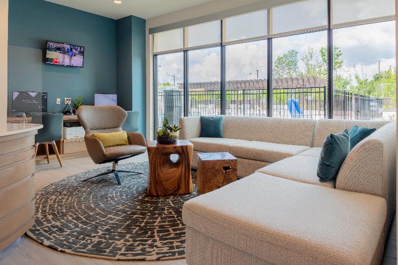 Even Hotels Shenandoah The Woodlands image