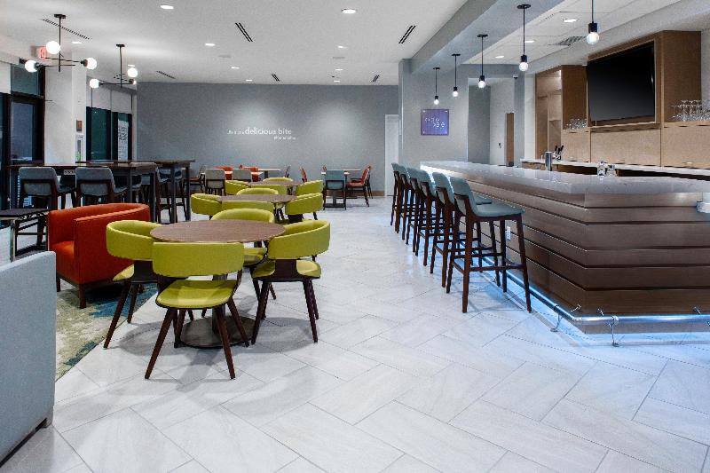 Even Hotels Shenandoah The Woodlands image