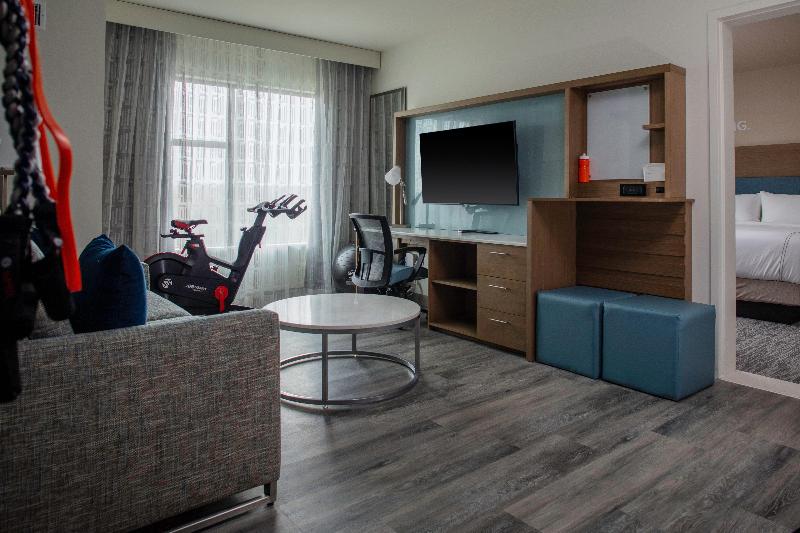 Even Hotels Shenandoah The Woodlands image