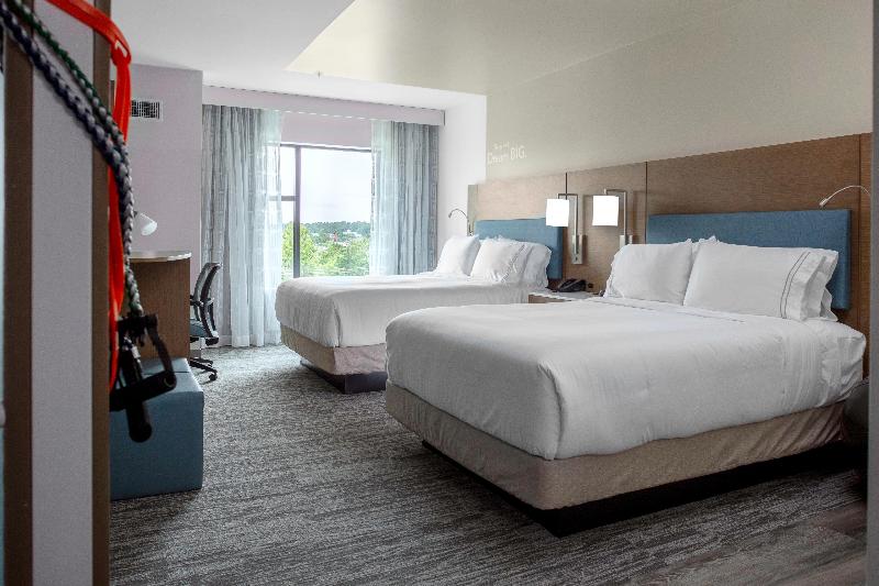 Even Hotels Shenandoah The Woodlands image