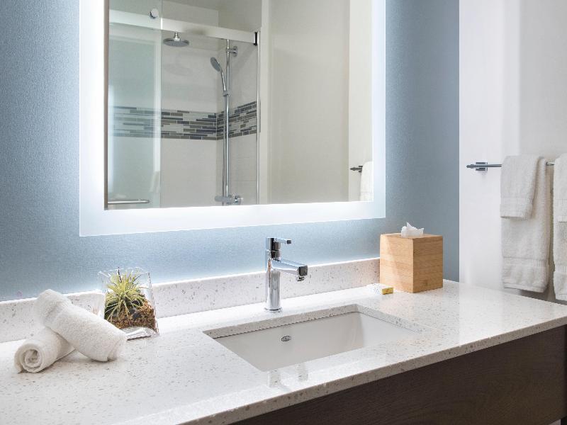 Even Hotels Shenandoah The Woodlands image