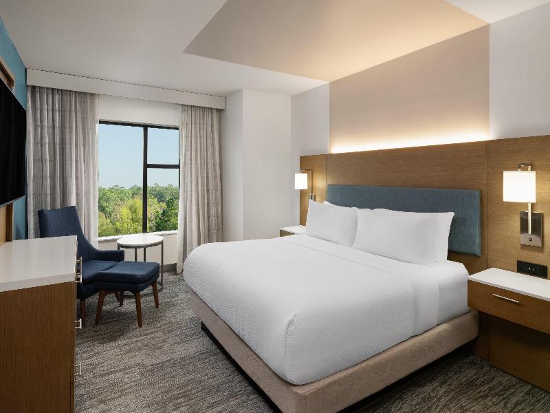 Even Hotels Shenandoah The Woodlands image