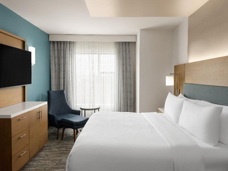 Even Hotels Shenandoah The Woodlands image