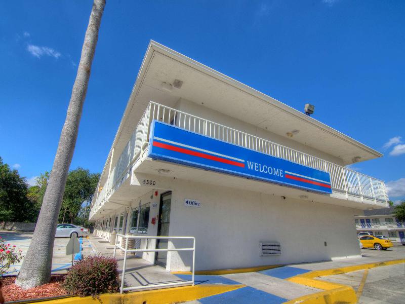 Motel 6 Orlando, FL - Winter Park image