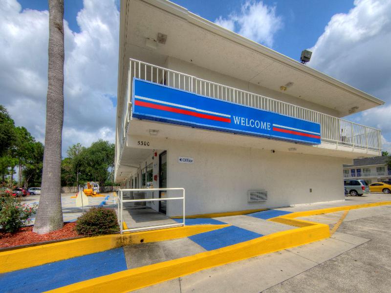 Motel 6 Orlando, FL - Winter Park image