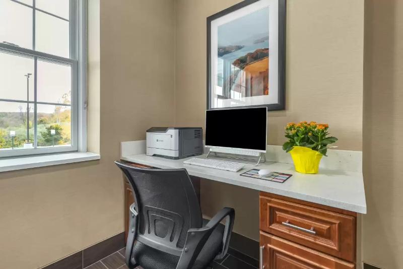 Comfort Inn Brewster image
