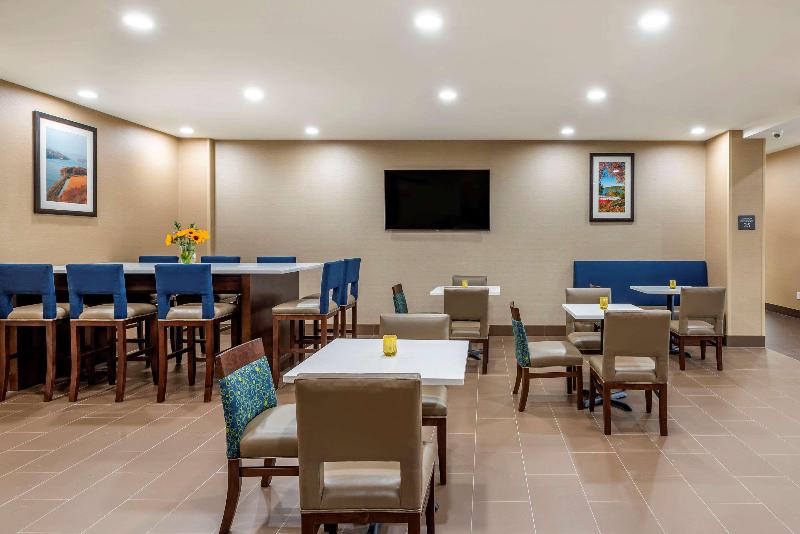 Comfort Inn Brewster image