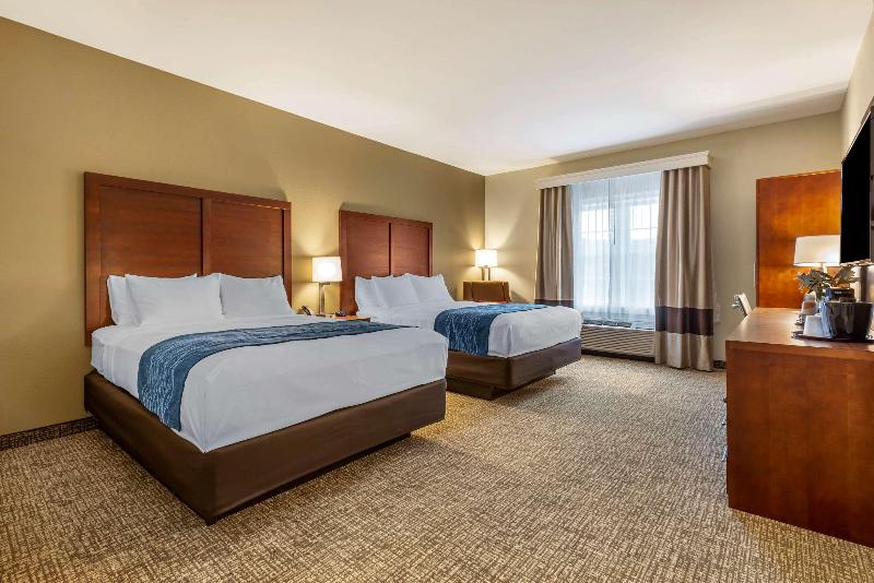 Comfort Inn Brewster image