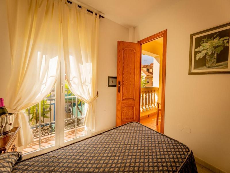 Hotel Cafe La Morena image