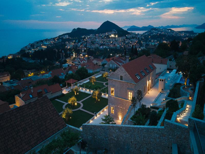 Palace Natali image