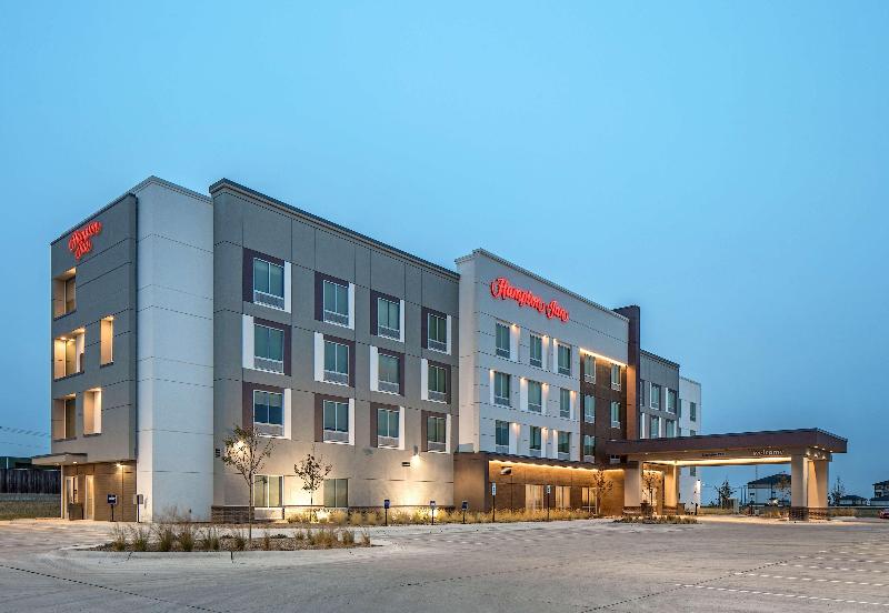 Hampton Inn By Hilton Hastings image