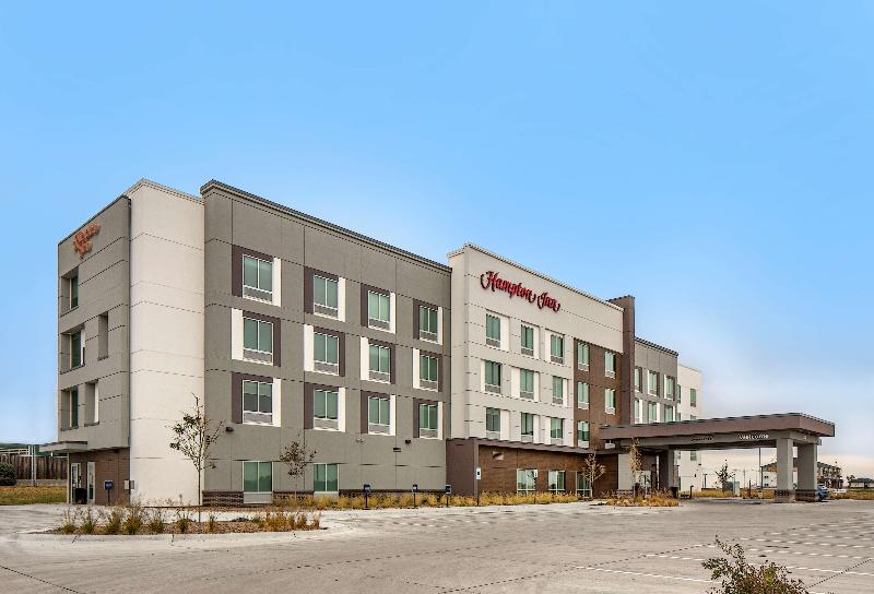 Hampton Inn By Hilton Hastings image