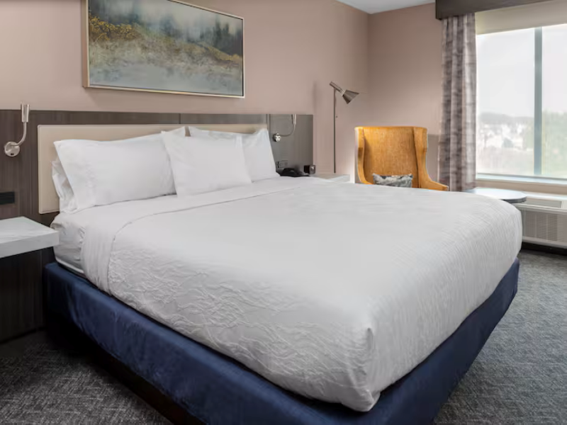 DOUBLE PREMIUM KING BED
