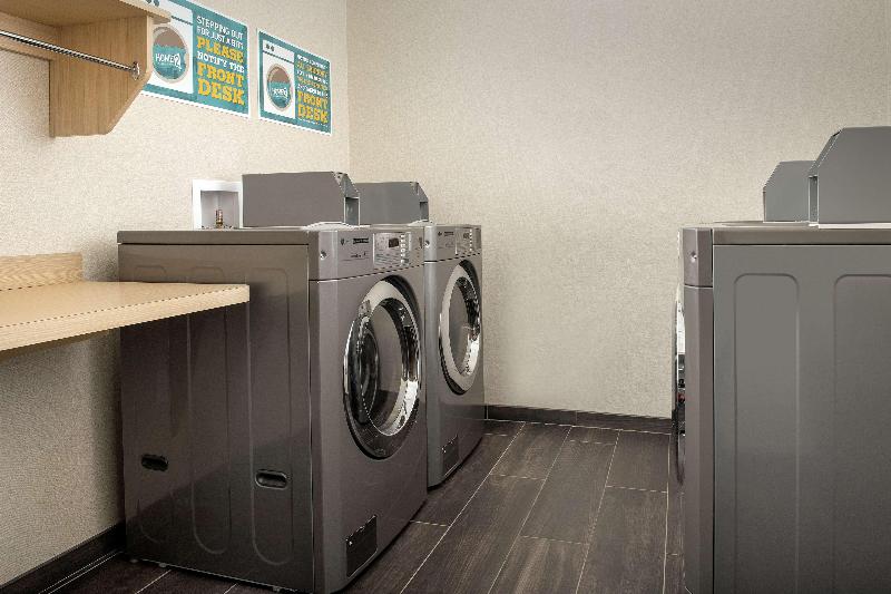 Home2 Suites by Hilton Clovis Fresno Airport photo 5