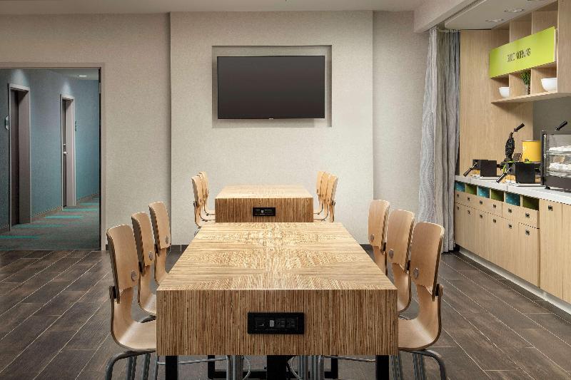 Home2 Suites by Hilton Clovis Fresno Airport image