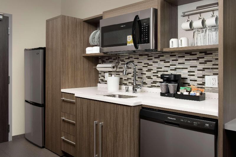 Home2 Suites by Hilton Clovis Fresno Airport image