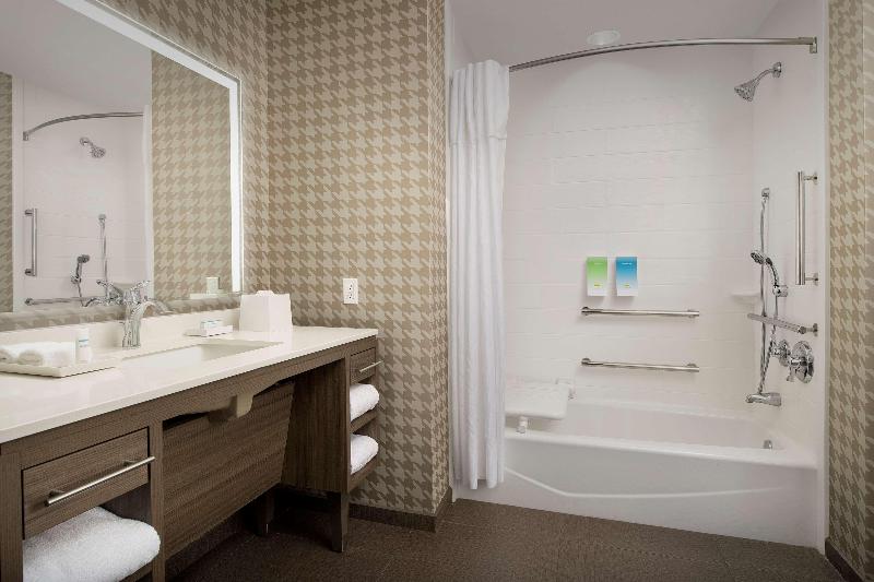 Home2 Suites by Hilton Clovis Fresno Airport image