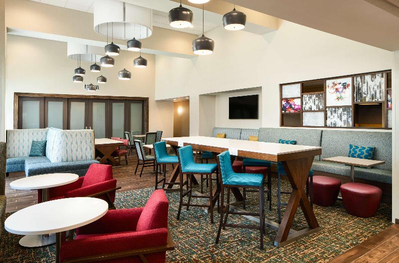 Hampton Inn Clewiston image