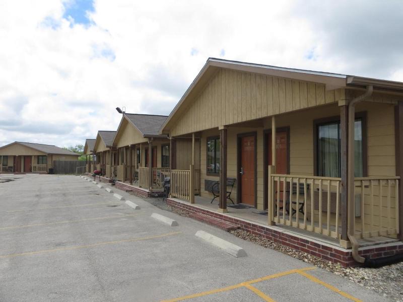 Kenedy Country Inn