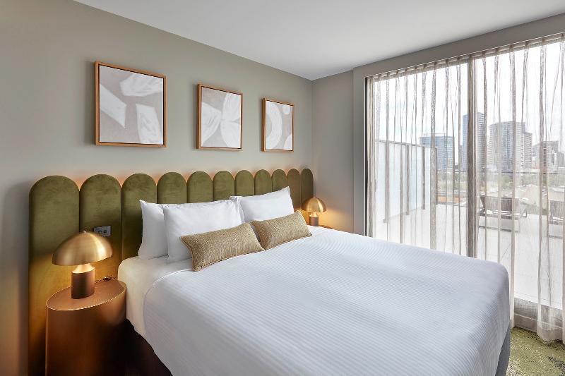 Adina Apartment Hotel West Melbourne image