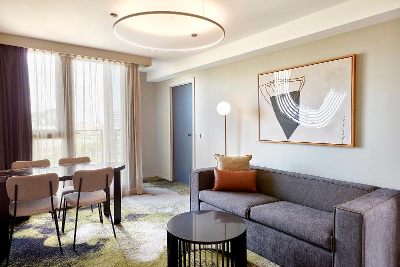 Adina Apartment Hotel West Melbourne image