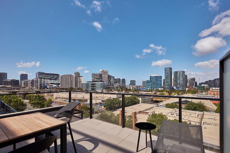 Adina Apartment Hotel West Melbourne image