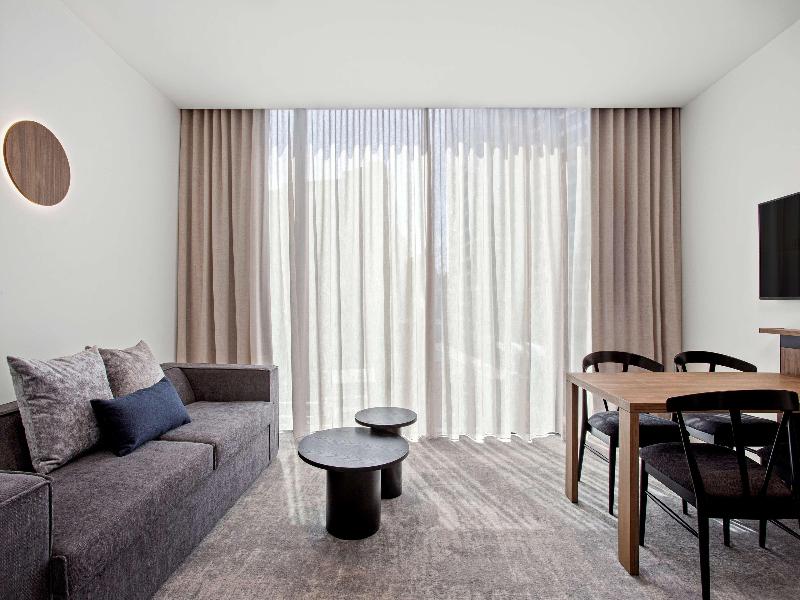Adina Apartment Hotel Melbourne Southbank image