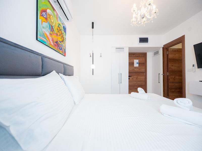 Kings Palace Suites image