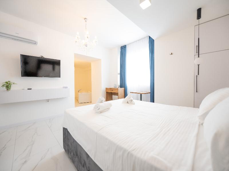 Kings Palace Suites image