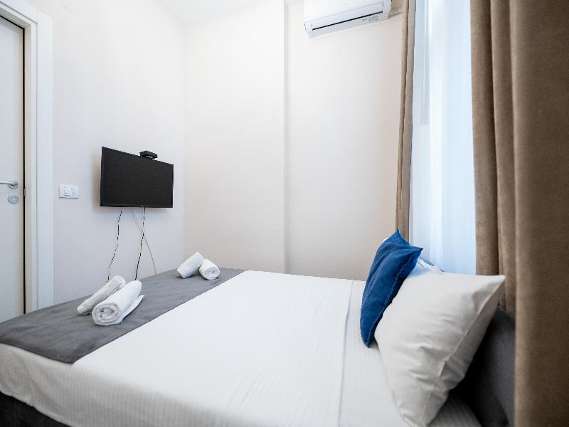 Kings Palace Suites image