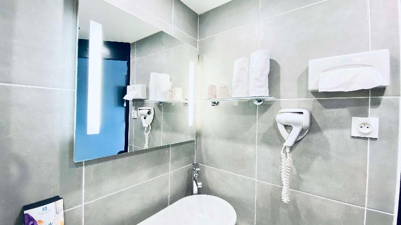 Sure Hotel by Best Western Rouvignies Valenciennes image