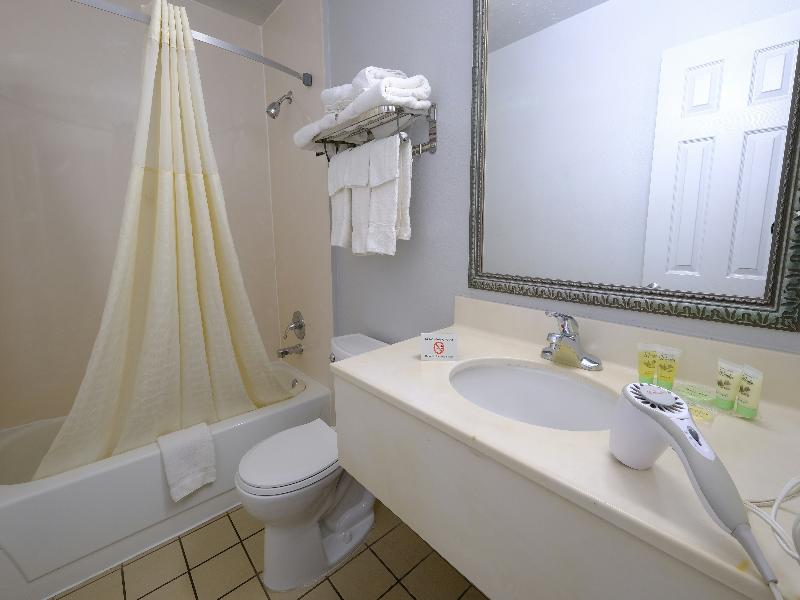 M Star Hotel Searcy image