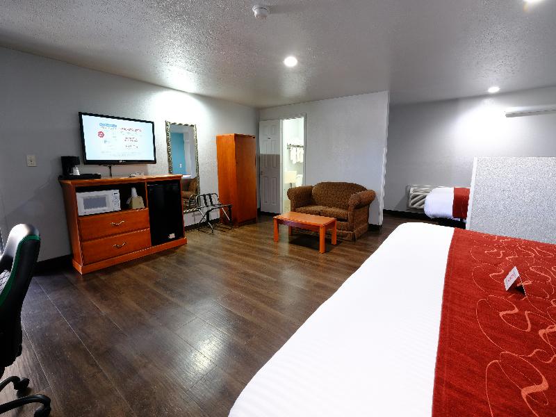 M Star Hotel Searcy image
