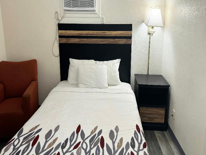 Magnuson Hotel Sierra Vista image
