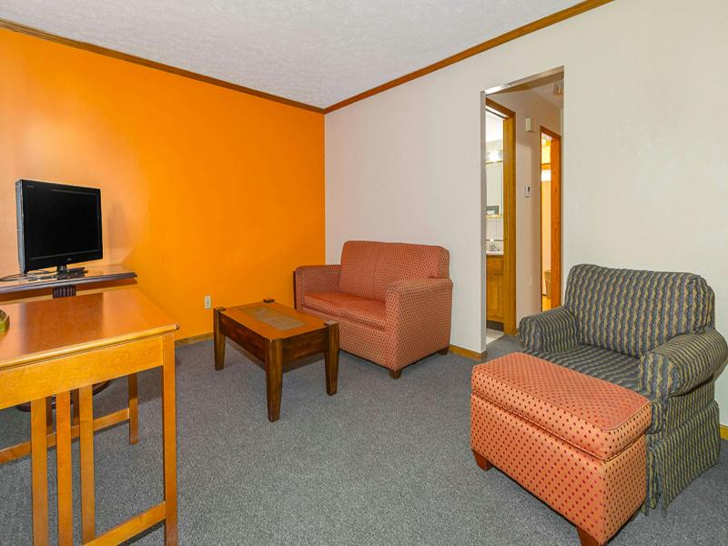 Magnuson Hotel Extended Stay Canton Ohio image