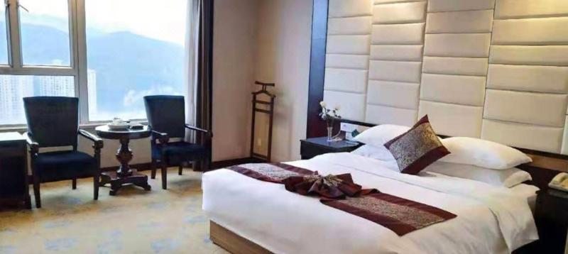 Yanjiang International Hotel image