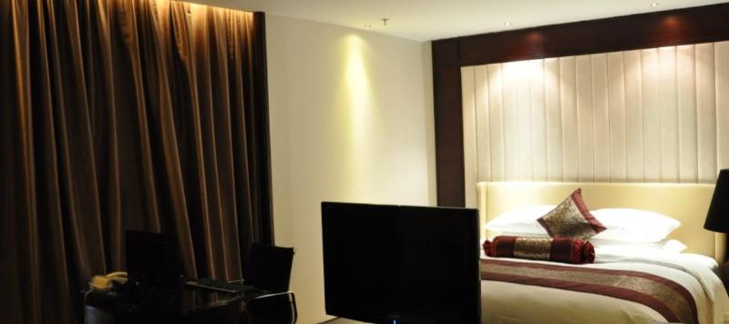 Yanjiang International Hotel image