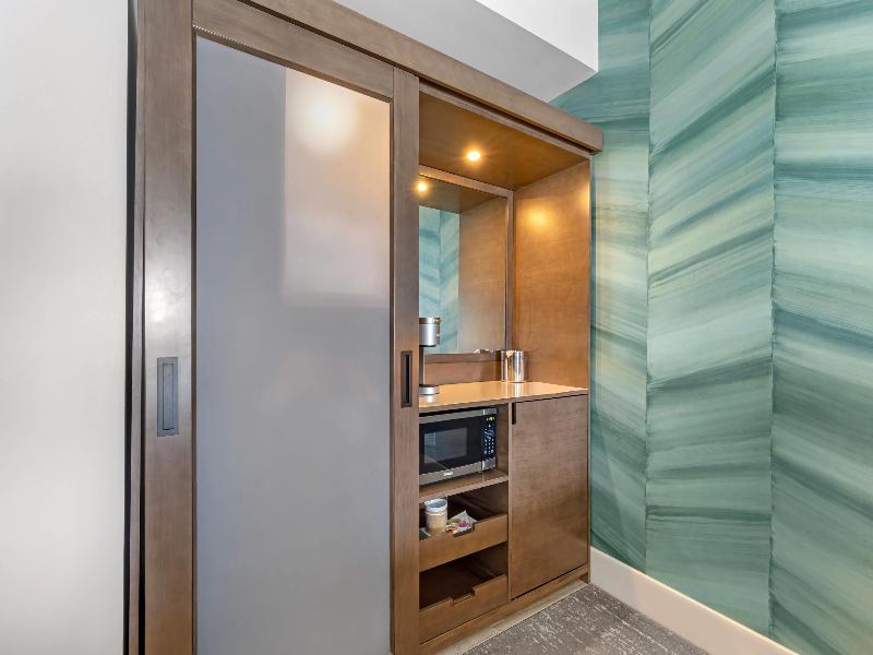 Cambria Hotel Ocean City - Bayfront image
