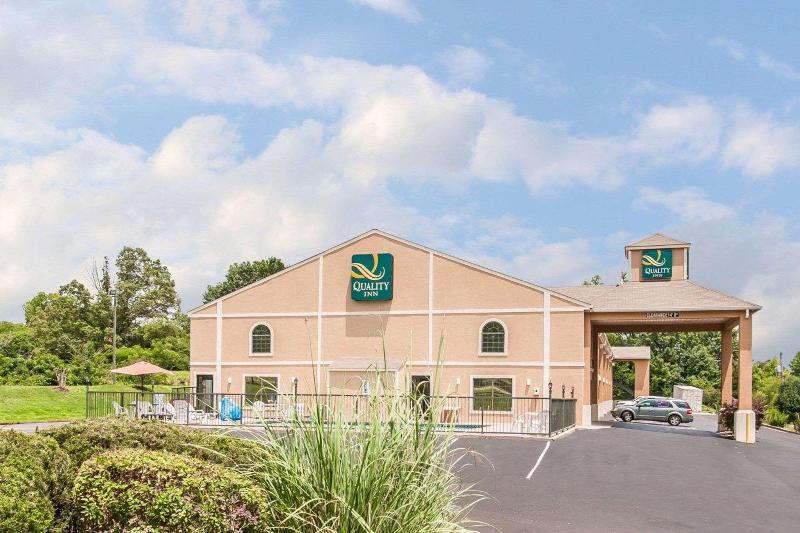 Quality Inn Savannah South image