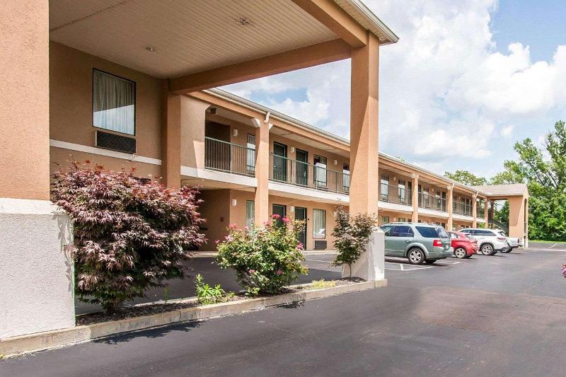 Quality Inn Savannah South image