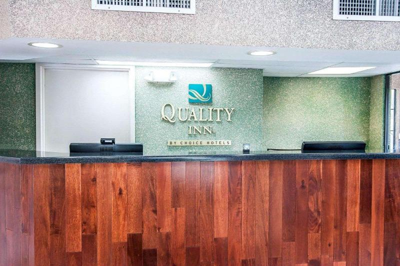 Quality Inn Savannah South image