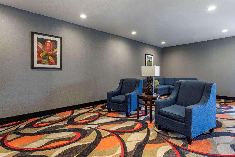 Comfort Inn & Suites Gatesville image