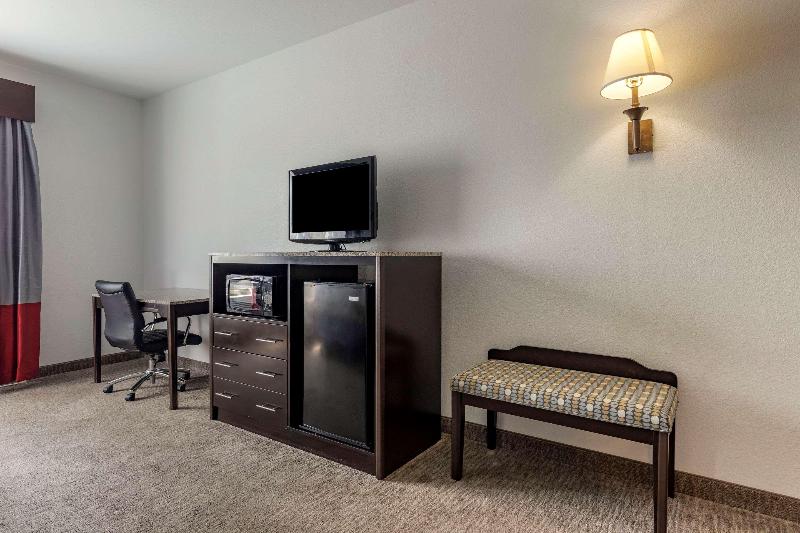 Comfort Inn & Suites Gatesville image