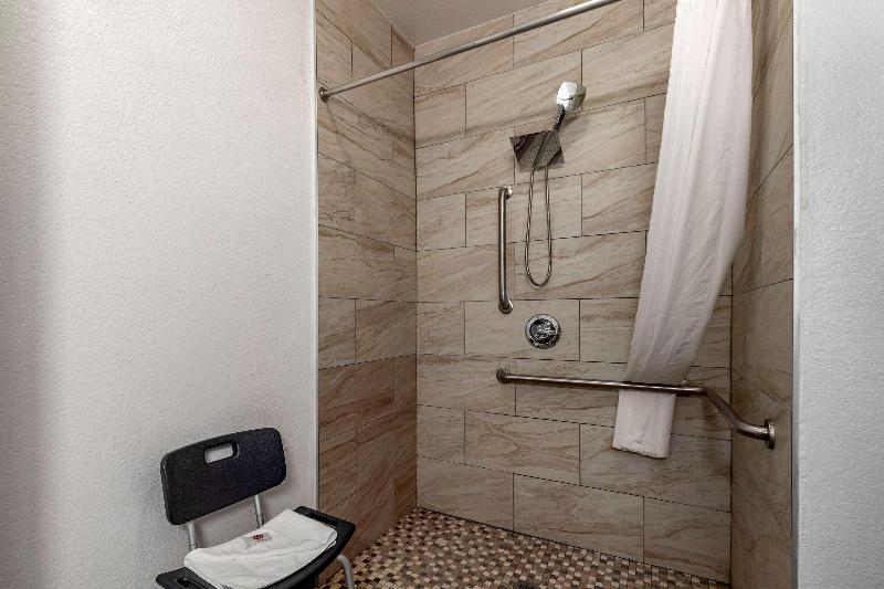 Comfort Inn & Suites Gatesville image